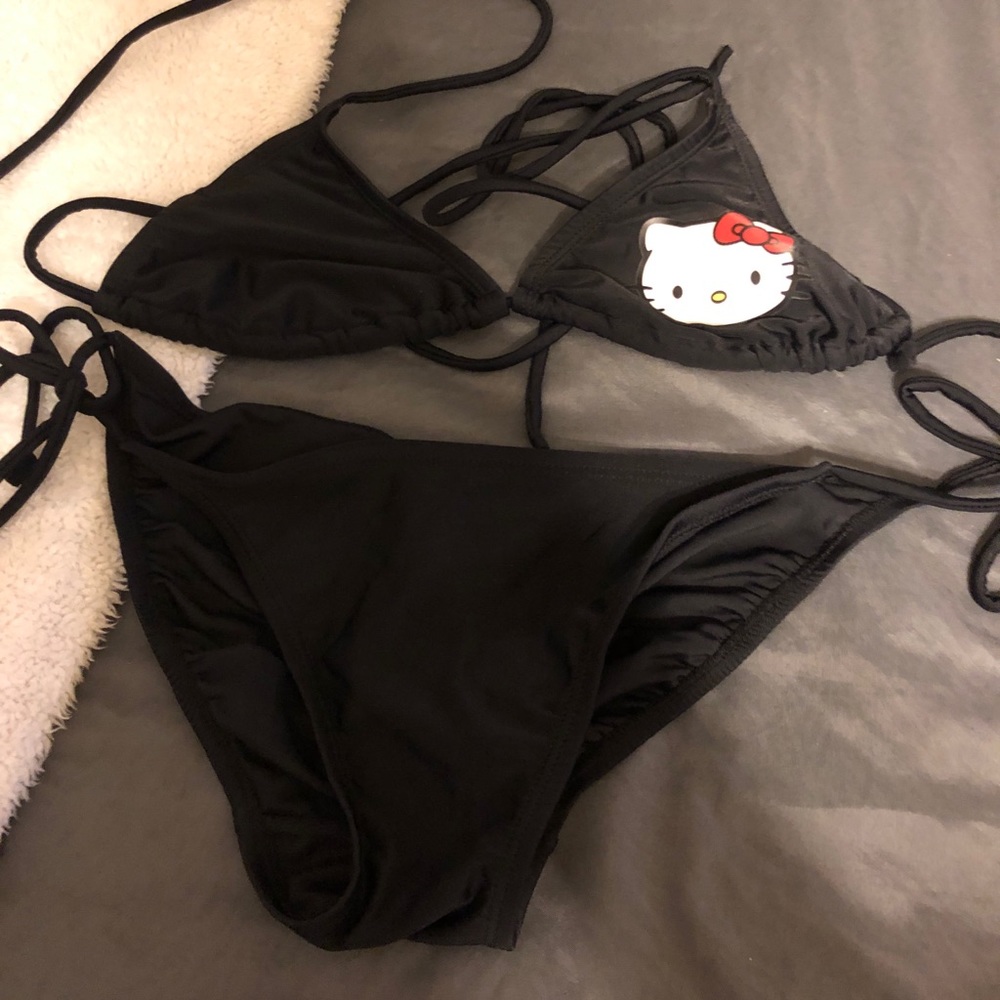 Hello kitty bikini